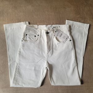 Zara Women White Cropped Bootcut Jeans Size US 4 NWT